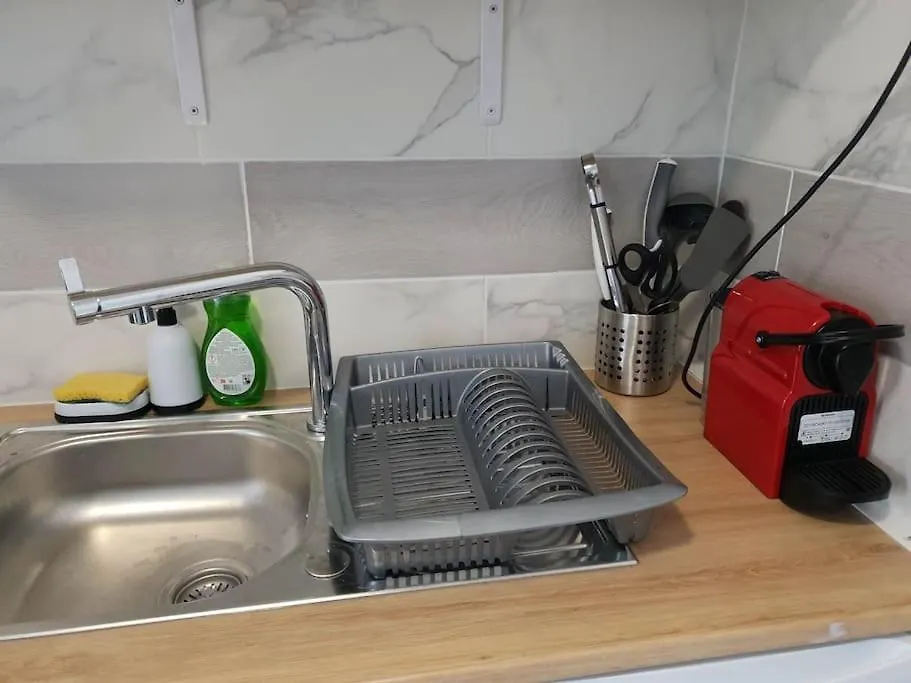 Apartment Studio Avec Jardin Et Barbecue, 2 Pers Thiers France