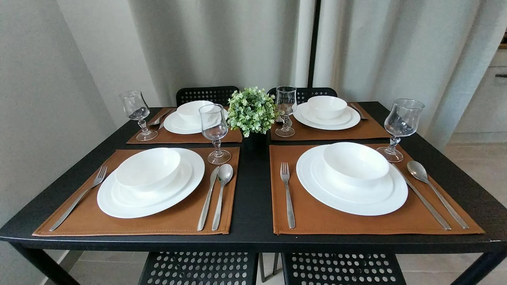 Studio Avec Jardin Et Barbecue, 2 Pers Thiers Apartment